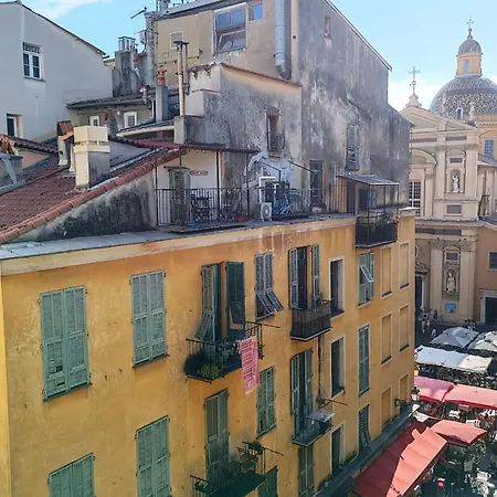 Charming In With Balcony Apartamento Niza